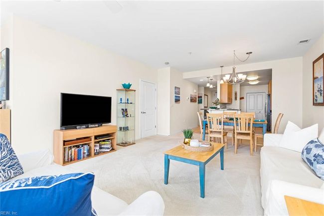 APT-235B - 3738 Sandpiper Rd, House attached with 2 bedrooms, 2 bathrooms and null parking in Virginia Beach VA | Image 22