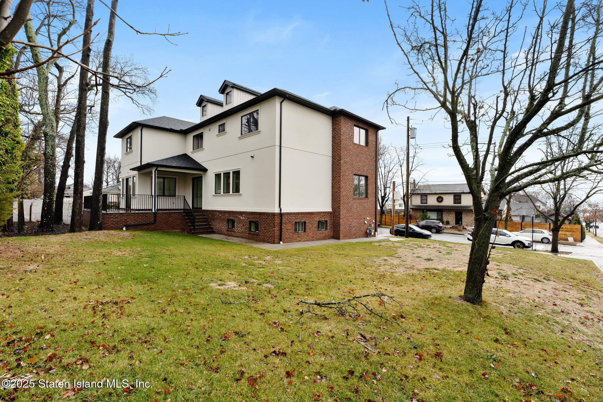 Residential in Staten Island 3