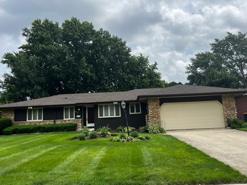 815 Ruth Dr, Elgin, IL, 60123-1931 | Card Image