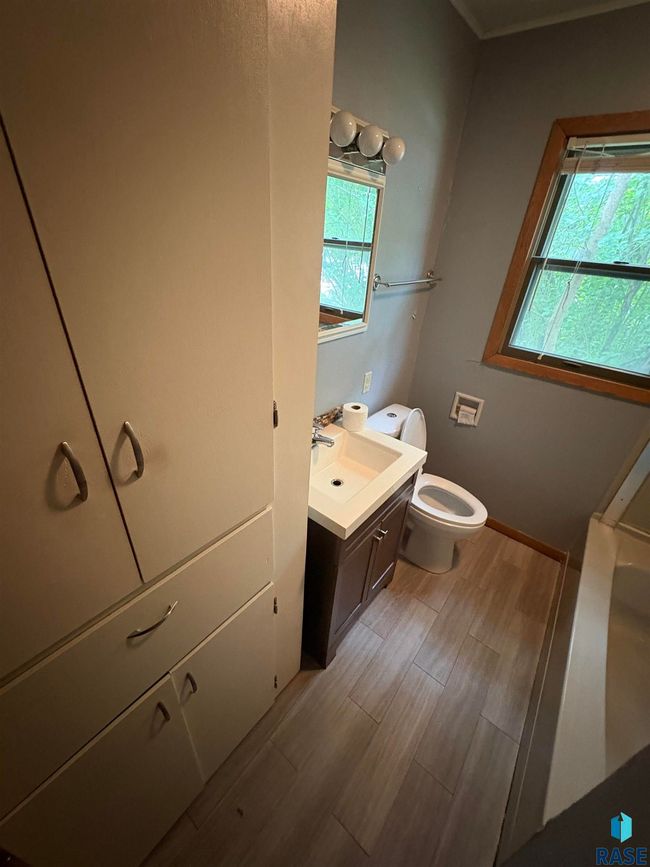 202 7 Th Ave Sw, House other with 2 bedrooms, 1 bathrooms and null parking in Pipestone MN | Image 13
