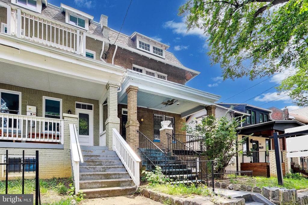 Residential in WASHINGTON 2