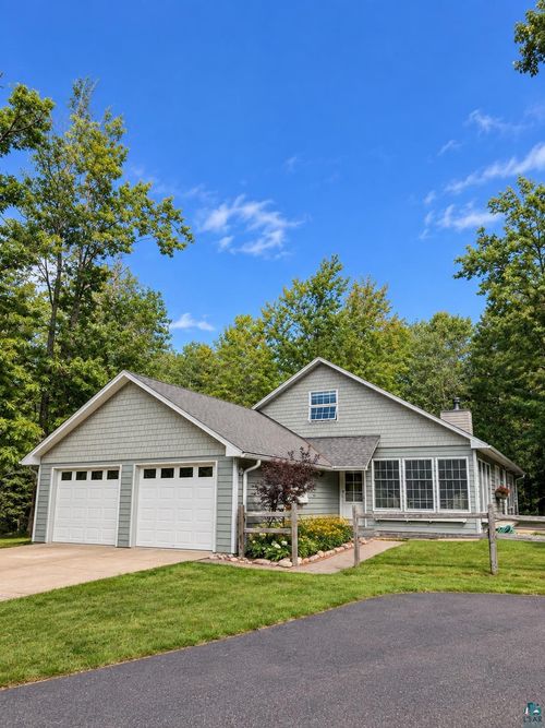 870 Middle Rd, LA POINTE, WI, 54850-4477 | Card Image