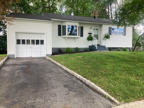 23 Nancy Circle, Edison, NJ, 08817 | Card Image
