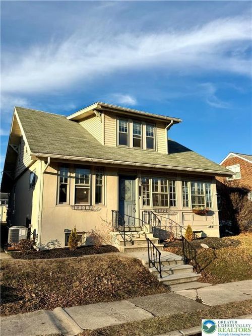 1921 W Highland St, Allentown, PA, 18104-3711 | Card Image