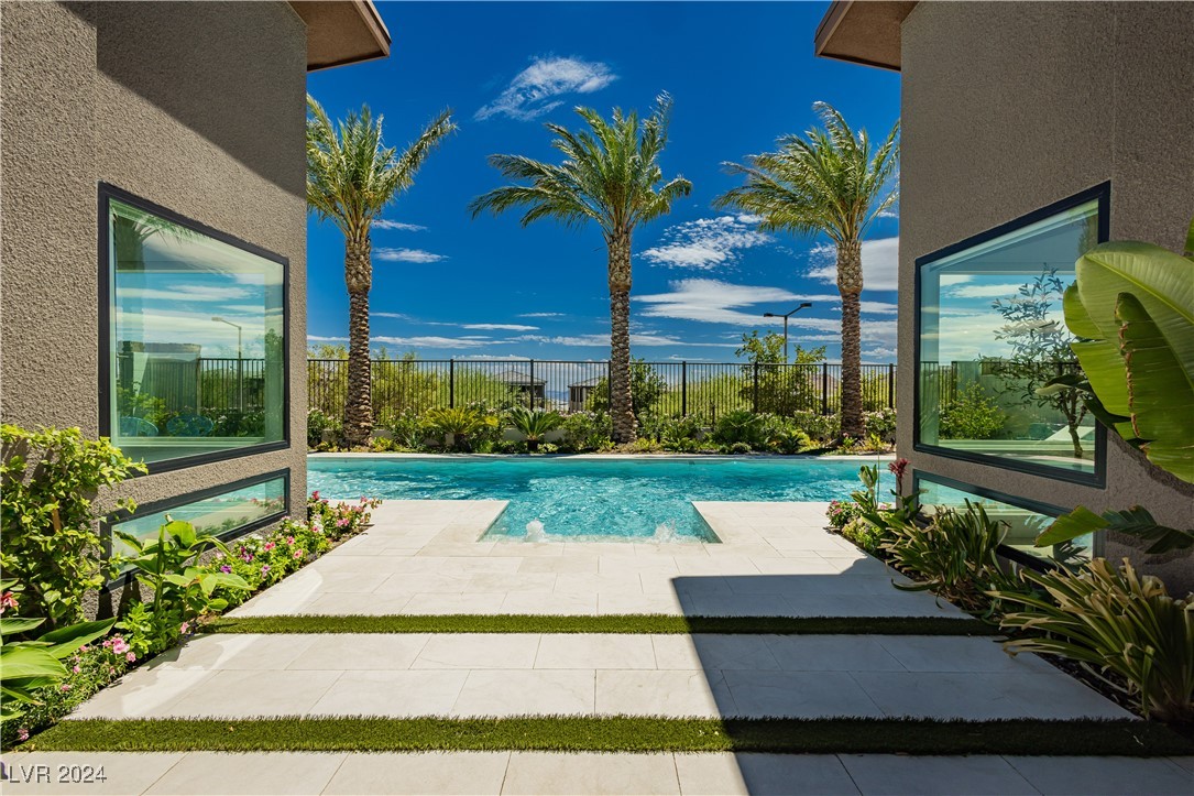 Meyer May St, Las Vegas, NV 89138