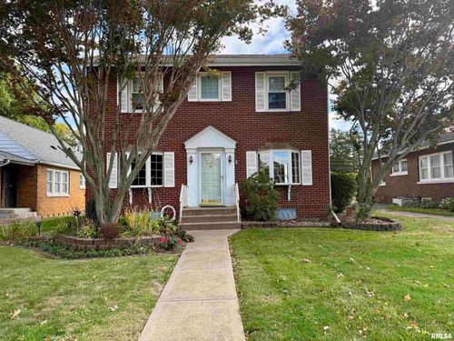 2340 7th St, East Moline, IL, 61244-2801 | Card Image