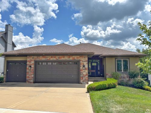 8315 Primrose St, De Soto, KS, 66018-7121 | Card Image
