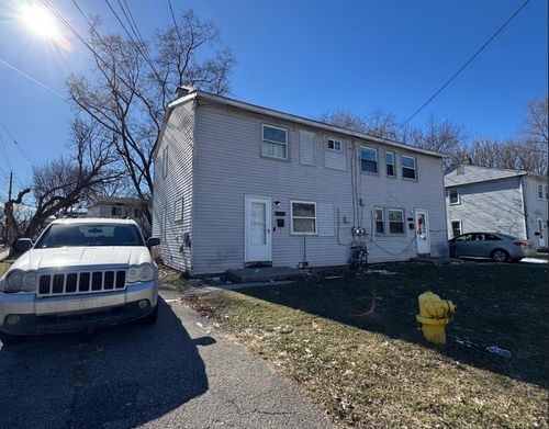 2340 Deerfield Ct, Westland, MI, 48186-4622 | Card Image