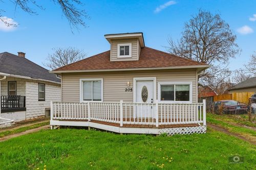 205 Reverend Walton Dr, Lockport, IL, 60441-5246 | Card Image