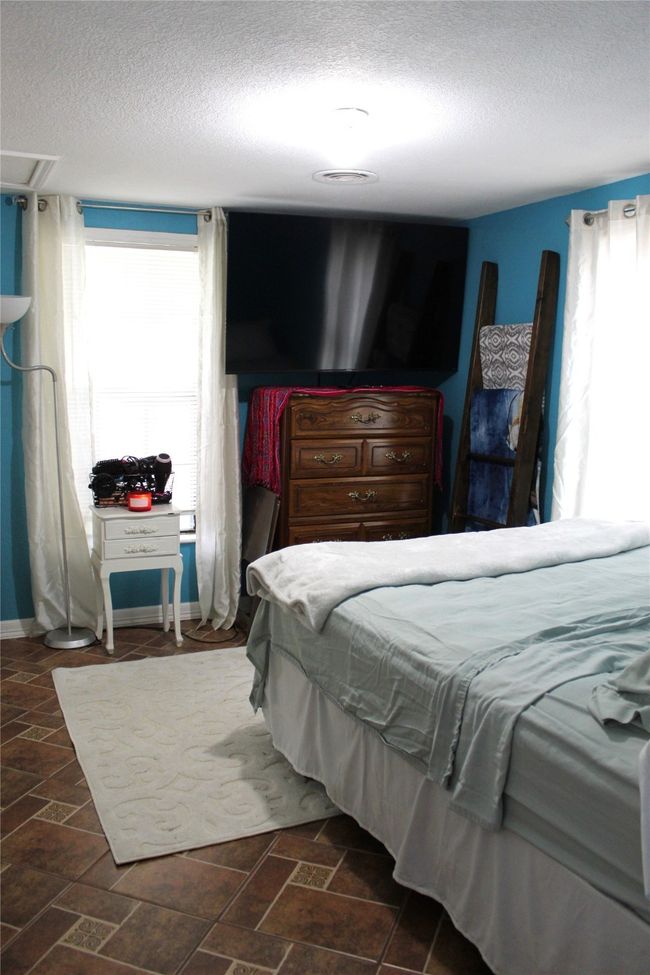 611 W Minnie St, House other with 2 bedrooms, 1 bathrooms and null parking in Stephenville TX | Image 8