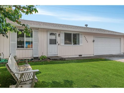 47666 W 1st St, Oakridge, OR, 97463-9706 | Card Image