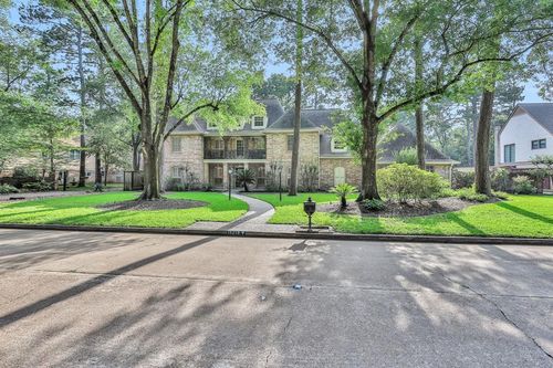 15219 Rainhollow Dr, Houston, TX, 77070-1328 | Card Image