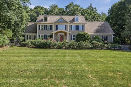 26 Mill Pond Cir, Milford, MA, 01757-1274 | Card Image