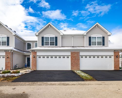 8512 Stillwater Rd, Wonder Lake, IL, 60097-8914 | Card Image