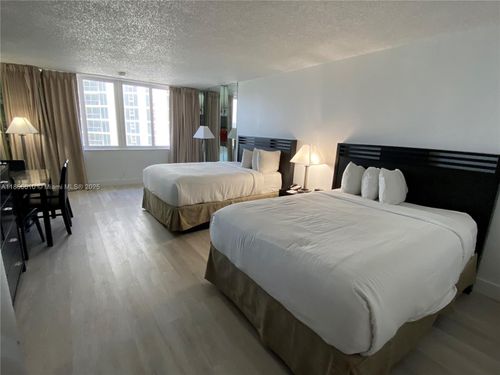 522-19201 Collins Ave, Sunny Isles Beach, FL, 33160-2202 | Card Image