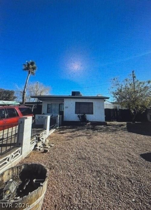 39 E Pacific Ave, Henderson, NV, 89015-7202 | Card Image