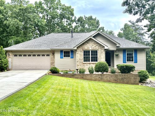 174 Cromwell Ln, Crossville, TN, 38558-7144 | Card Image