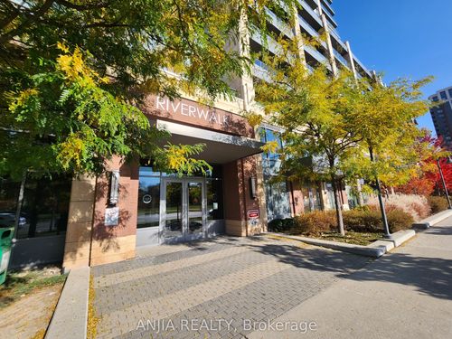 901-18 Uptown Dr, Markham, ON, L3R5M5 | Card Image