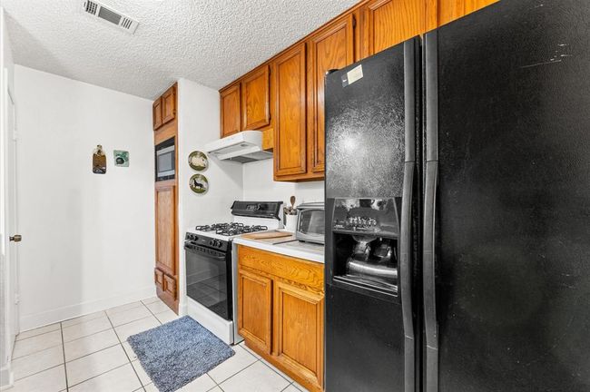 Fresh paint! Refrigerator is included. | Image 14