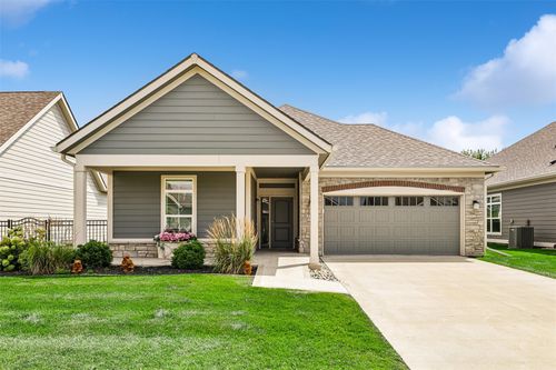17584 Madison Dr, Clive, IA, 50325-1312 | Card Image