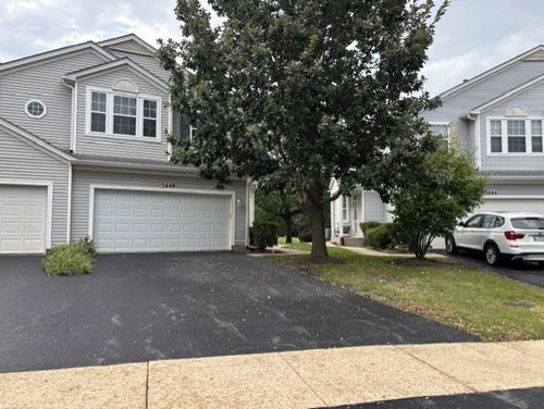 2440 Reflections Dr, Aurora, IL, 60502-7303 | Card Image