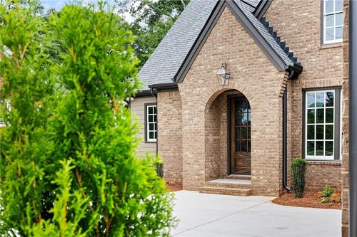 1818 Maple St, Carrollton, GA, 30117-4121 | Card Image