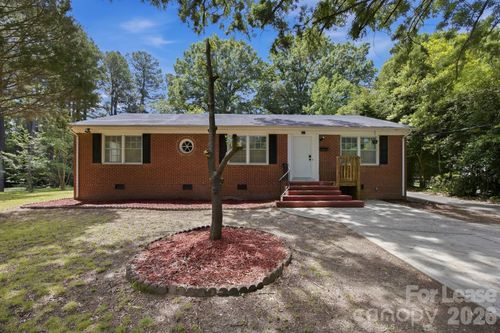631 Townsend Ave, Gastonia, NC, 28052-6155 | Card Image