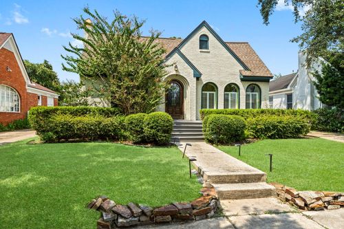 1956 Portsmouth St, Houston, TX, 77098-4204 | Card Image