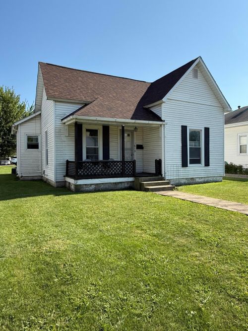 619 Clinton Ave, Washington Court House, OH, 43160-1204 | Card Image