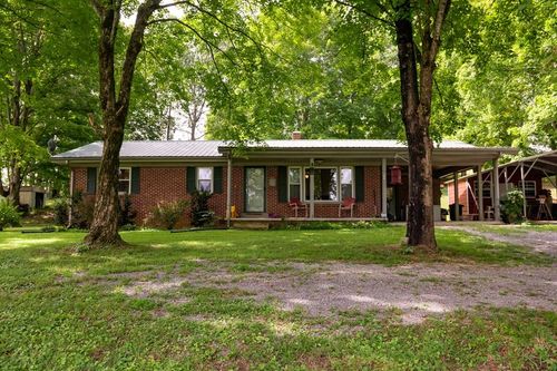 427 Allen Chapel Rd, Hilham, TN, 38568-5804 | Card Image