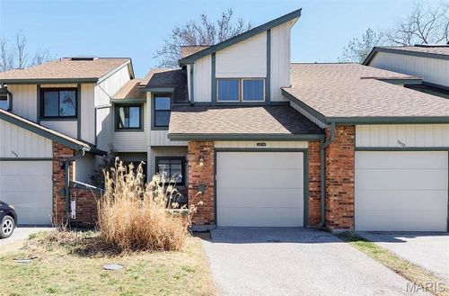 2034 Falling Brook Dr, Maryland Heights, MO, 63043-2210 | Card Image