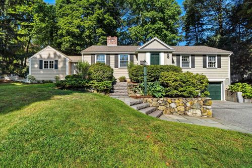 5 Willowdale Rd, Winchester, MA, 01890-4028 | Card Image