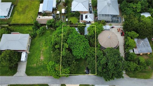 535 Coconut Ave, GOODLAND, FL, 34140 | Card Image