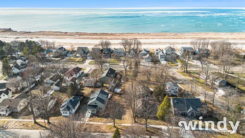 432 N Shore Dr, South Haven, MI, 49090-1015 | Card Image
