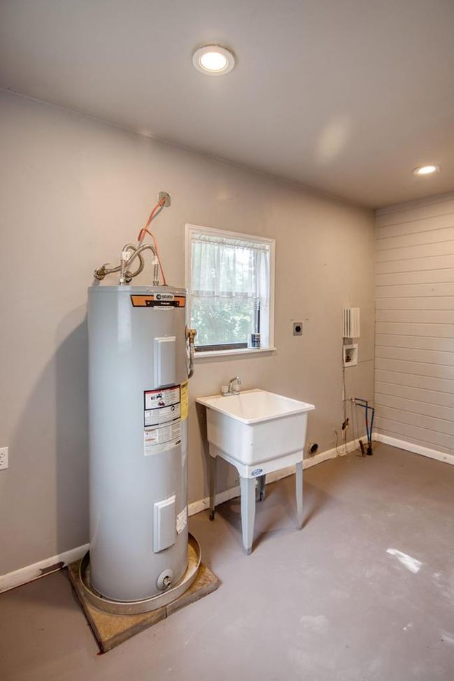 311 Smith St, Home with 3 bedrooms, 2 bathrooms and null parking in Mason TX | Image 22