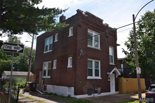 3946 Minnesota Ave, Saint Louis, MO, 63118-4435 | Card Image