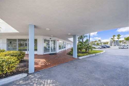 106-1-1750 Ne 191st St, Miami, FL, 33179-4284 | Card Image