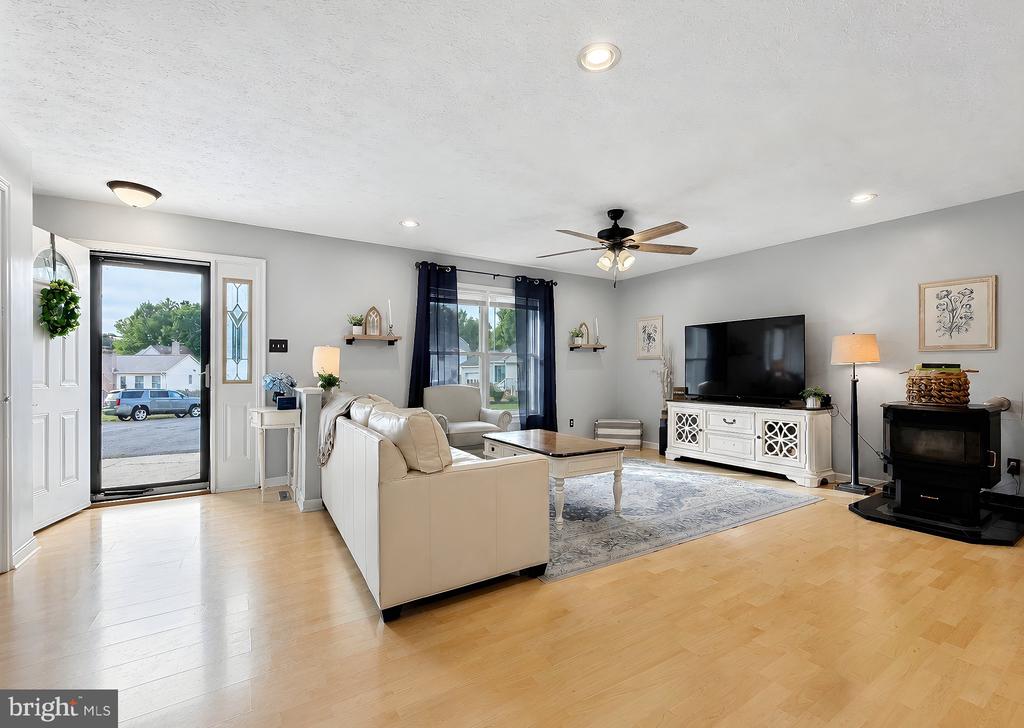Residential Lease in LEXINGTON PARK 3