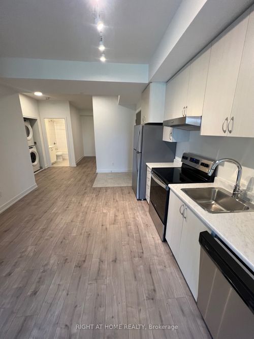 202-10 Wilby Cres, York, ON, M9N0B6 | Card Image