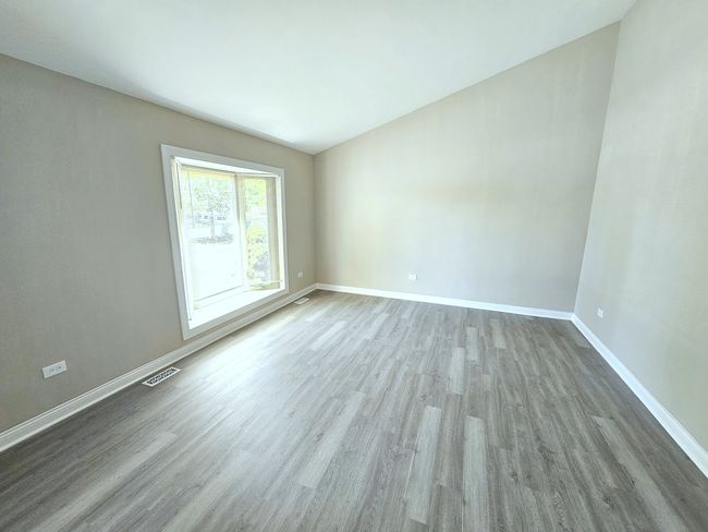 12827 S Blossom Dr, House other with 3 bedrooms, 2 bathrooms and 2 parking in Alsip IL | Image 5