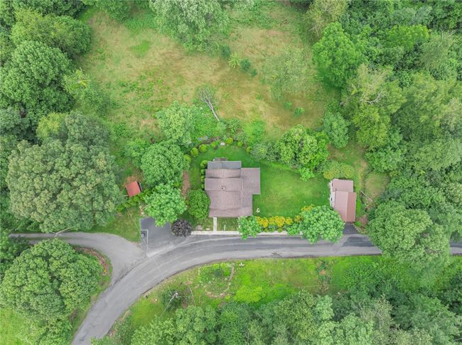 248 Shaffer Rd, House other with 3 bedrooms, 2 bathrooms and 1 parking in Beaver Falls PA | Image 4