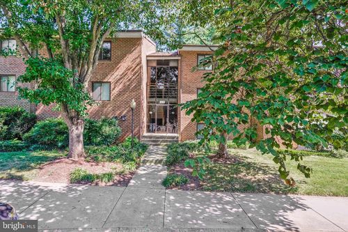 39-1439 Northgate Sq, RESTON, VA, 20190-3753 | Card Image