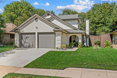 8809 Tyne Trl, Fort Worth, TX, 76118-7432 | Card Image