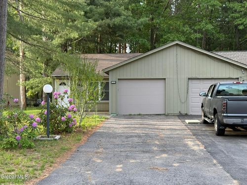 145 Thimbleberry Rd, Malta, NY, 12020-4378 | Card Image