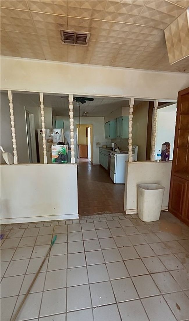 1246 Kenney Ln, House other with 4 bedrooms, 2 bathrooms and null parking in Ingleside TX | Image 6