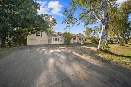 29 Thompson Road, Veazie, ME, 04401 | Card Image
