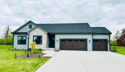 W143N11325 Wrenwood Drive, GERMANTOWN, WI, 53022 | Card Image