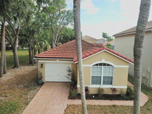 6866 Long Key St, Lake Worth, FL, 33467-7640 | Card Image