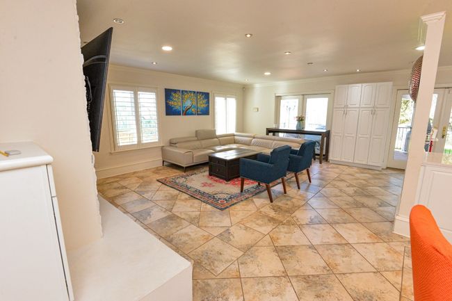 10710 D K Ranch Rd, House other with 4 bedrooms, 3 bathrooms and 8 parking in Austin TX | Image 12
