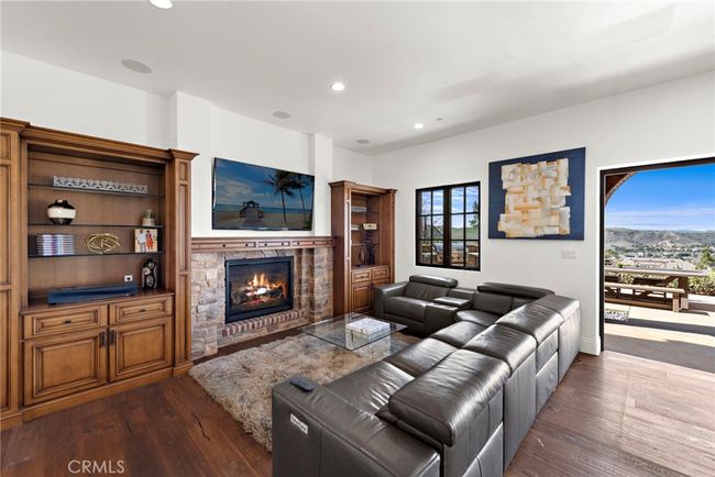 7 Broken Arrow St, House other with 5 bedrooms, 6 bathrooms and 3 parking in Ladera Ranch CA | Image 16